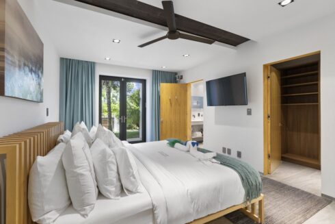 vacation house in Harbour island