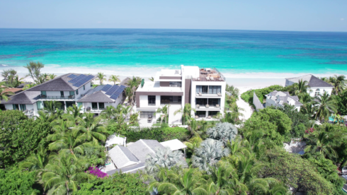 luxury rental house in Bahamas